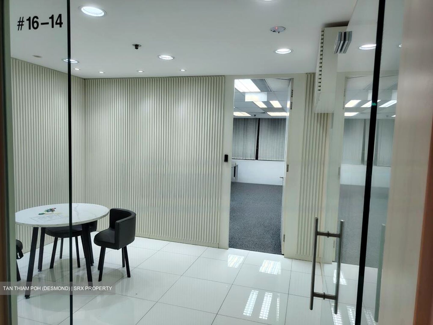 International Plaza (D2), Office #573405171